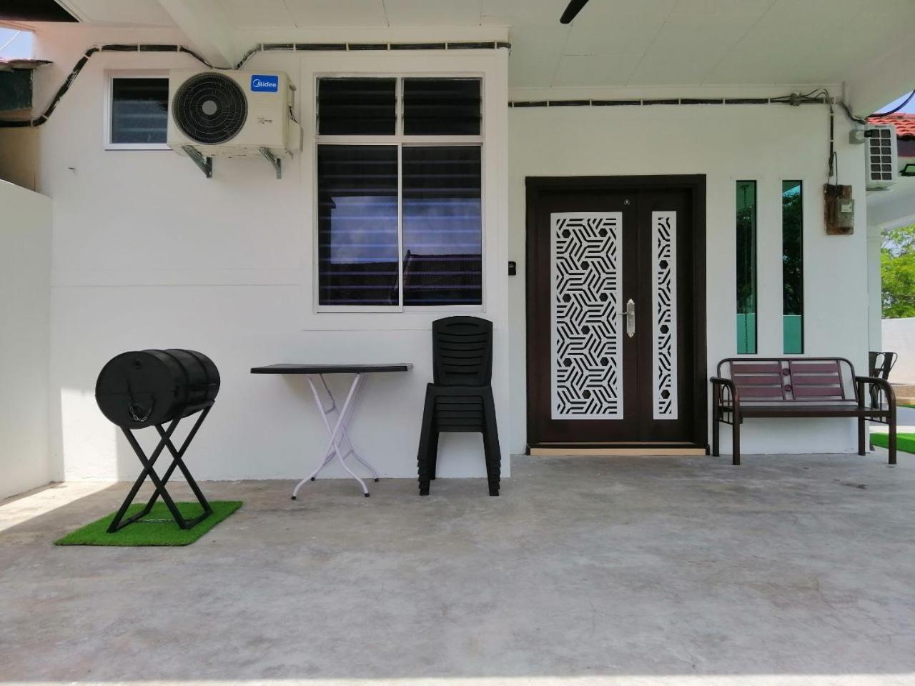 Casa261 Homestay Pd Port Dickson Ngoại thất bức ảnh